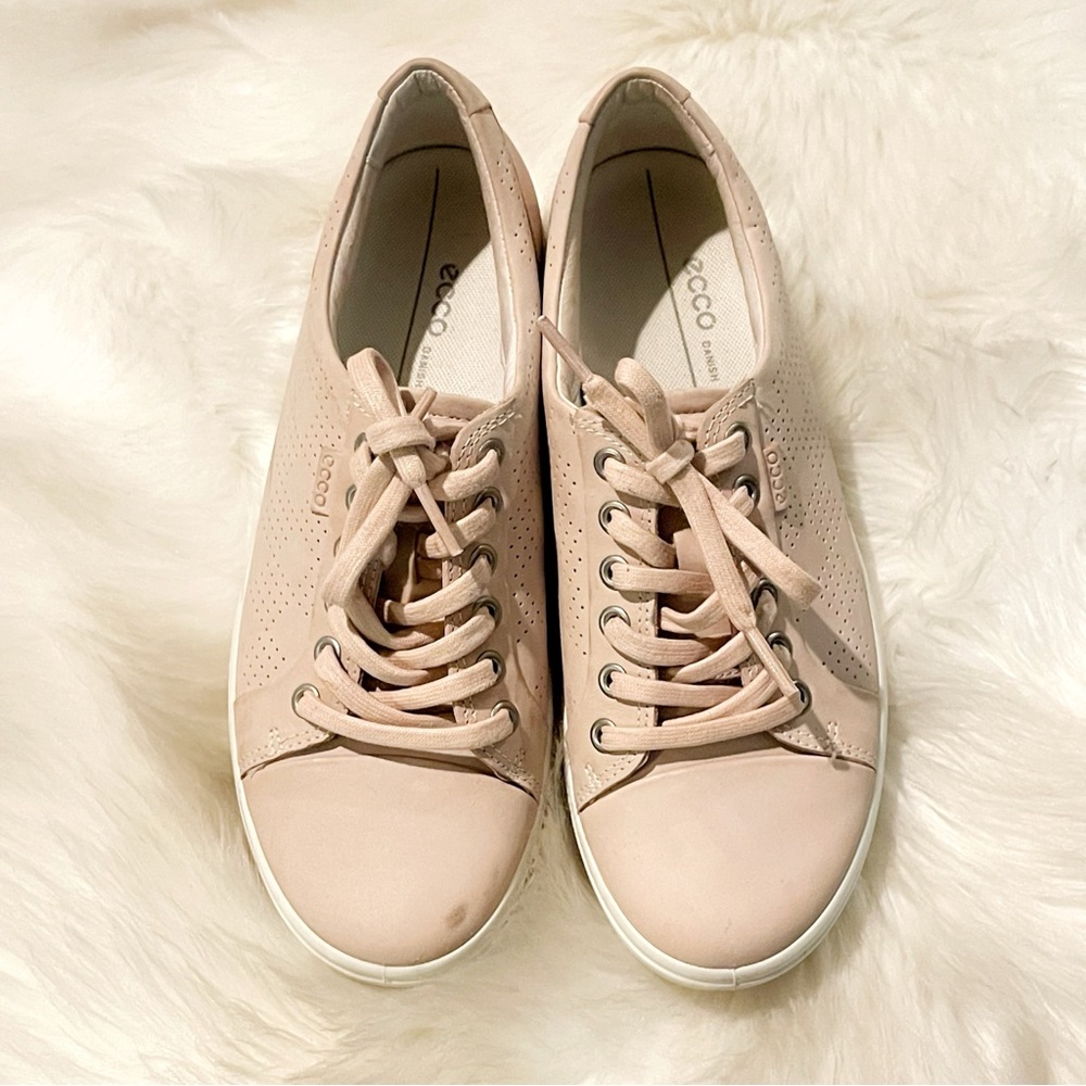 Ecco Sneaker - image 3